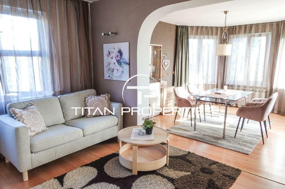 Дава се под наем Тристаен апартамент в Варна, Бриз - 200 кв.м за 825 € - Снимка #1