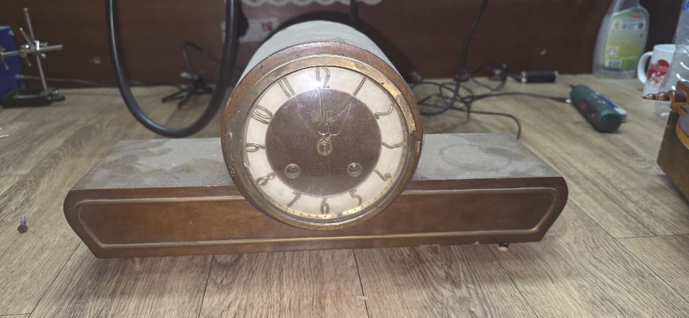 Стенни часовници