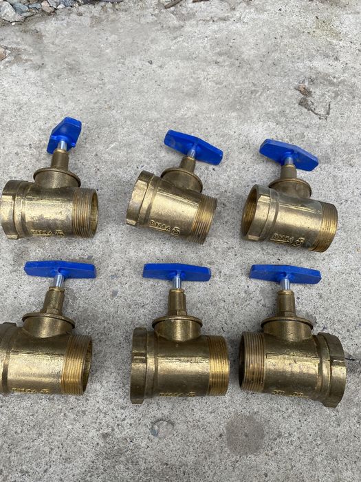 Кран латуный d50 вентиль