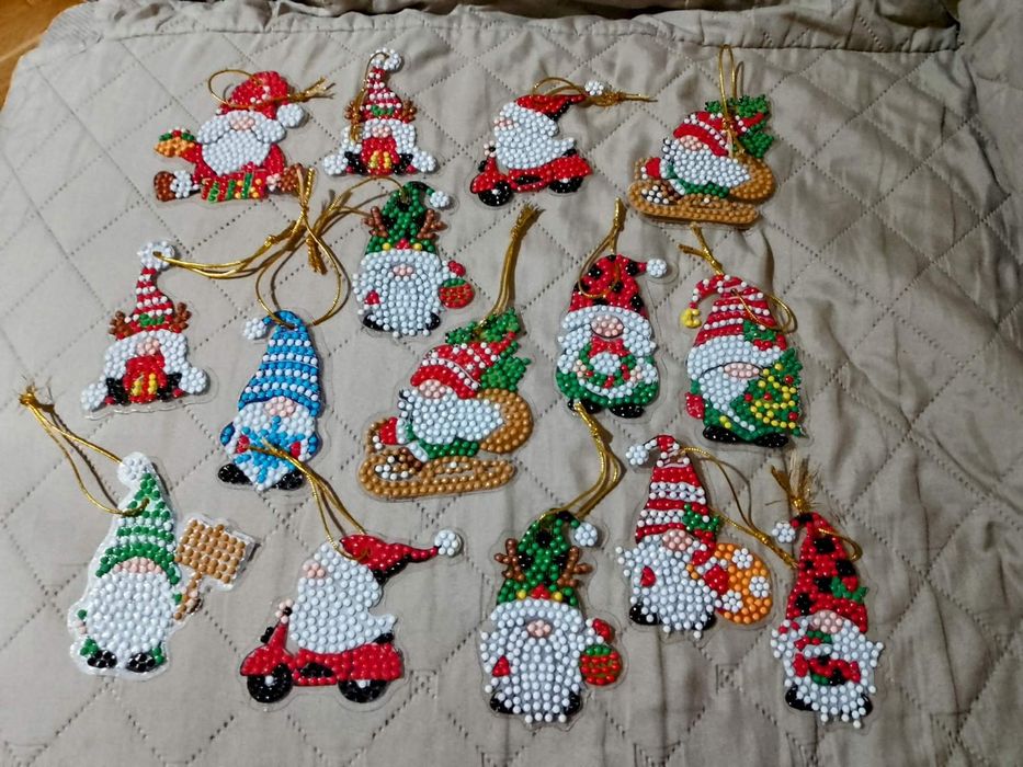 Ръчно изработени коледни украси