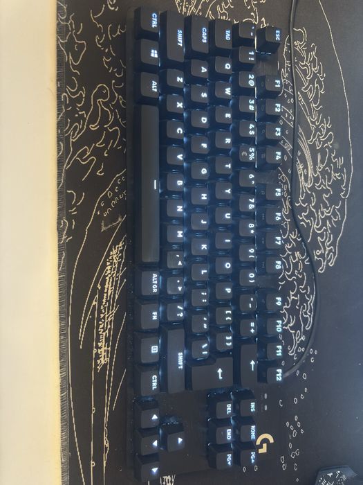 Logitech g413 tkl se