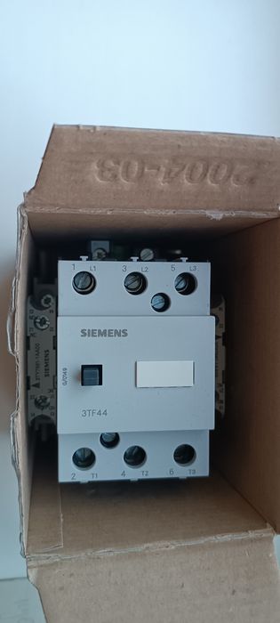 Продам контактор Сименс