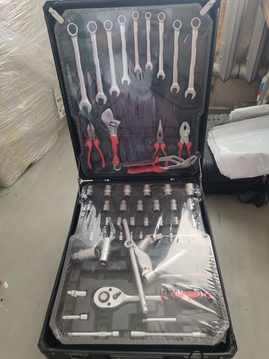 Набор инструментов 187 единиц