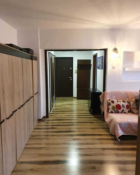 Inchiriez apartament cu 2 camere, Dristor