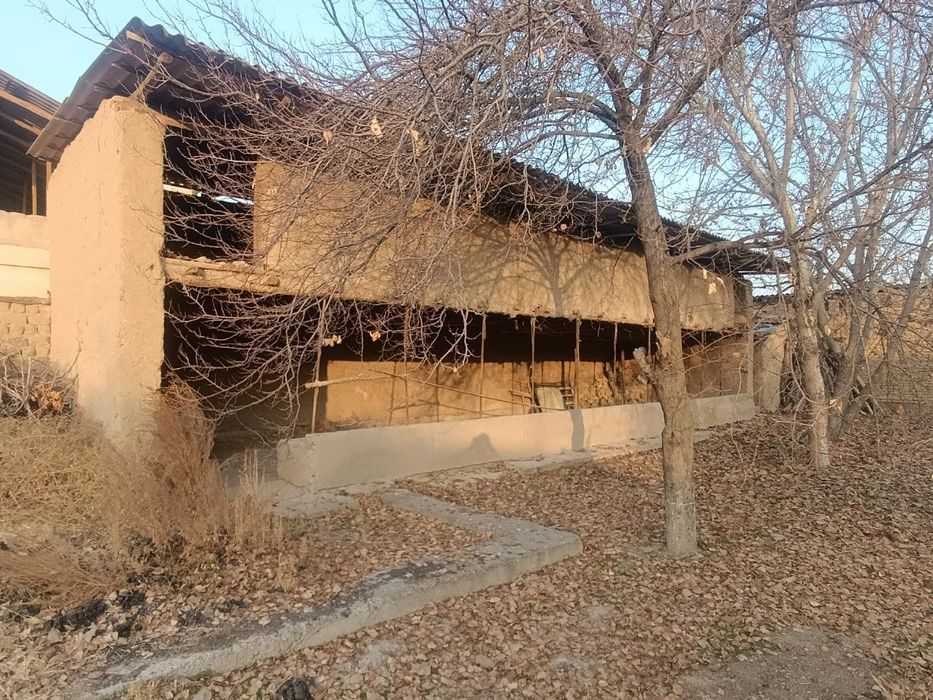 uchaska yer sotiladi