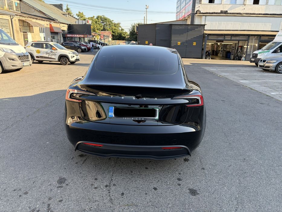 Tesla Model 3 Tesla Model 3 Highland RWD Premium
