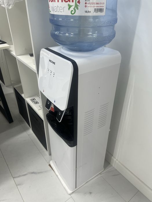Кулер для воды в офис