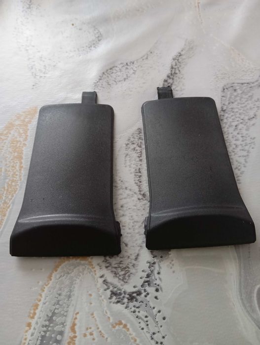 Капачки за Напречни греди за багажник за Кади.