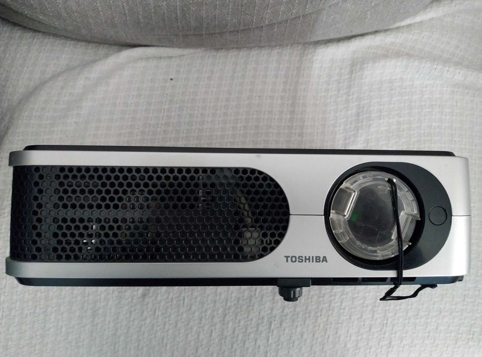Проектор Toshiba TLP-X2000