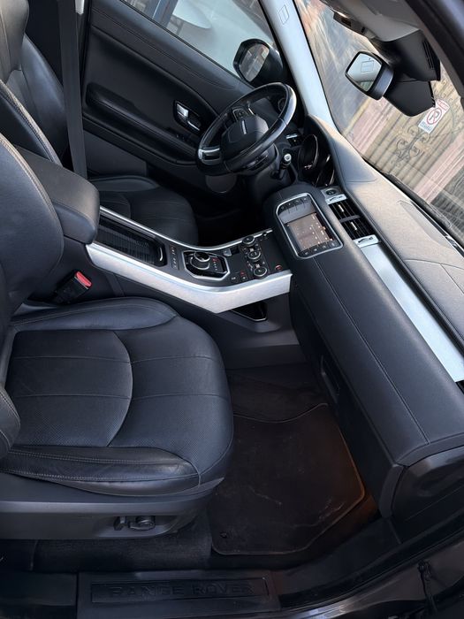 Land Rover Evoque 2.0 Pachet R Dynamic