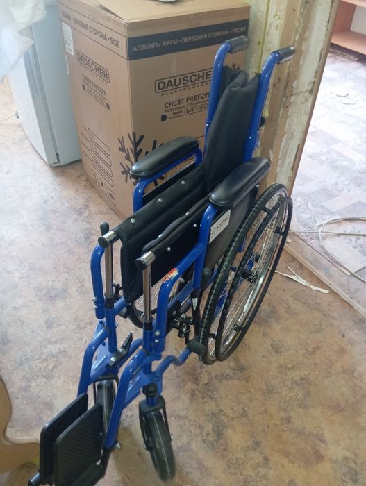 Коляска для инвалидов, ходунки, стул-туалет