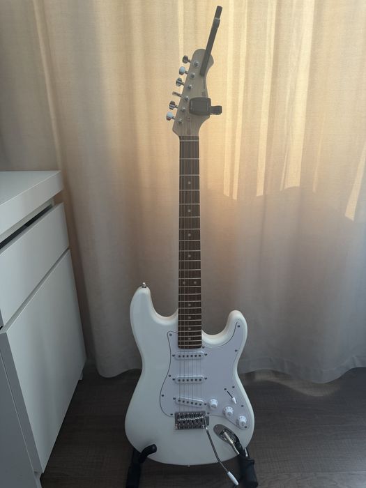 Harley Benton ST-20 White