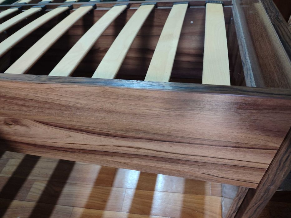 Б/у кровать 160×200 с матрасом