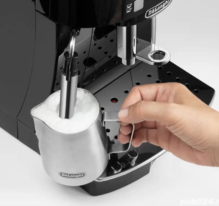 Vand Espressor Automat Cafea DeLonghi Magnifica S Negru Expresor Boabe