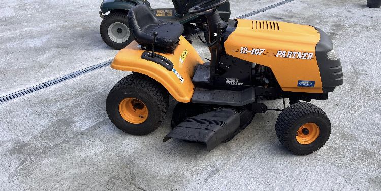 Трактор косачка  12 коня PARTNER 12‑107
