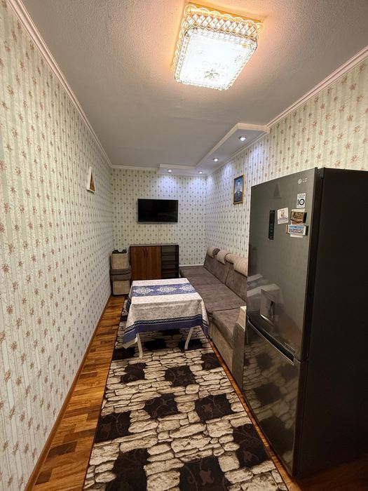 Shahar markazida fayzli hovli uy