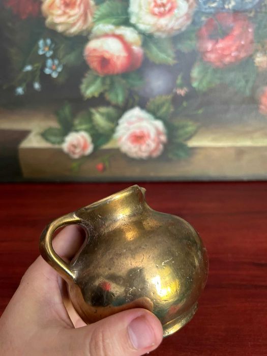 A283 716g 9cm H, 9d Carafa masiva bronz