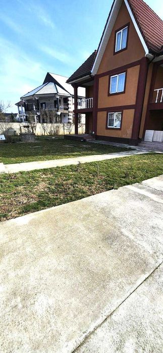 Casa de vanzare in Onesti