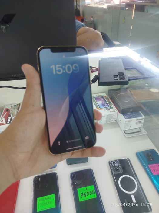 iPhone 12 Pro bypass