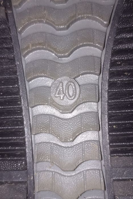 Продаётся обувь зимняя ботинки подростковая на мальчиков