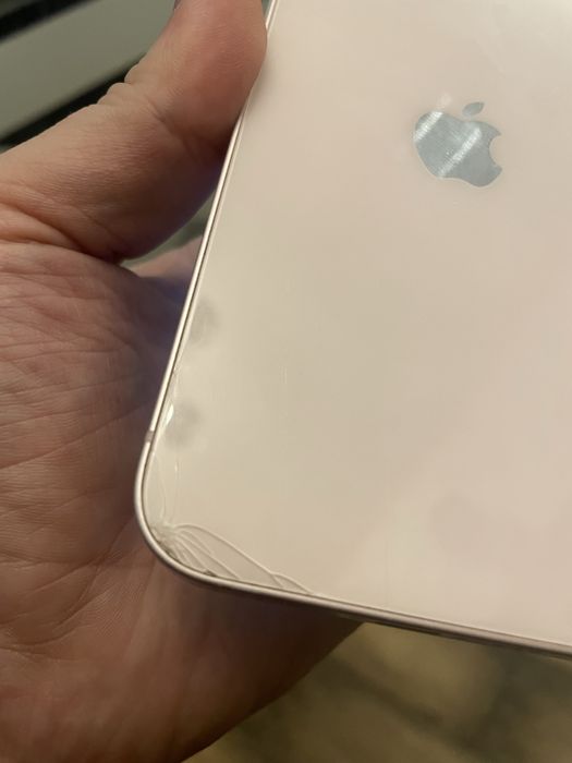 продаю айфон 13 128гб в идеале