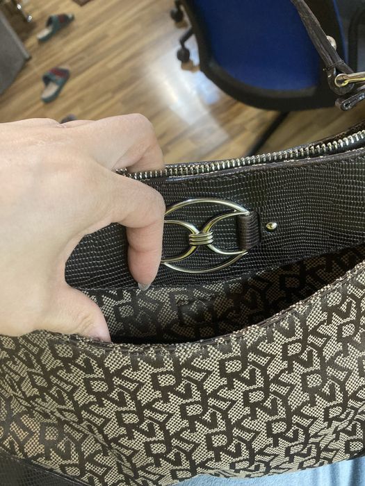 Сумка DKNY Donna Karen monogram signature