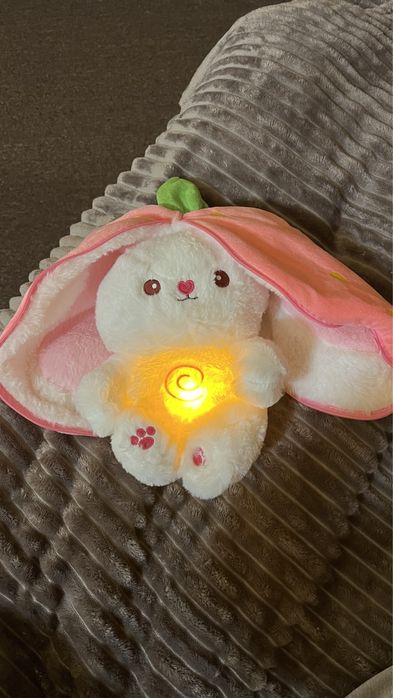 дышащий заяц клубника