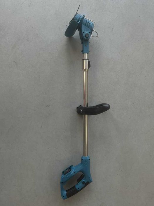 Акумулаторен тример 28V с две батерии 3000mAh