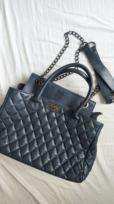 Geanta bleumarin piele italieneasca