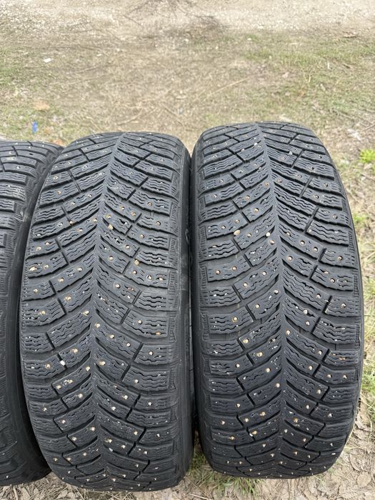 Продам шины Мишлен в хорошем состоянии