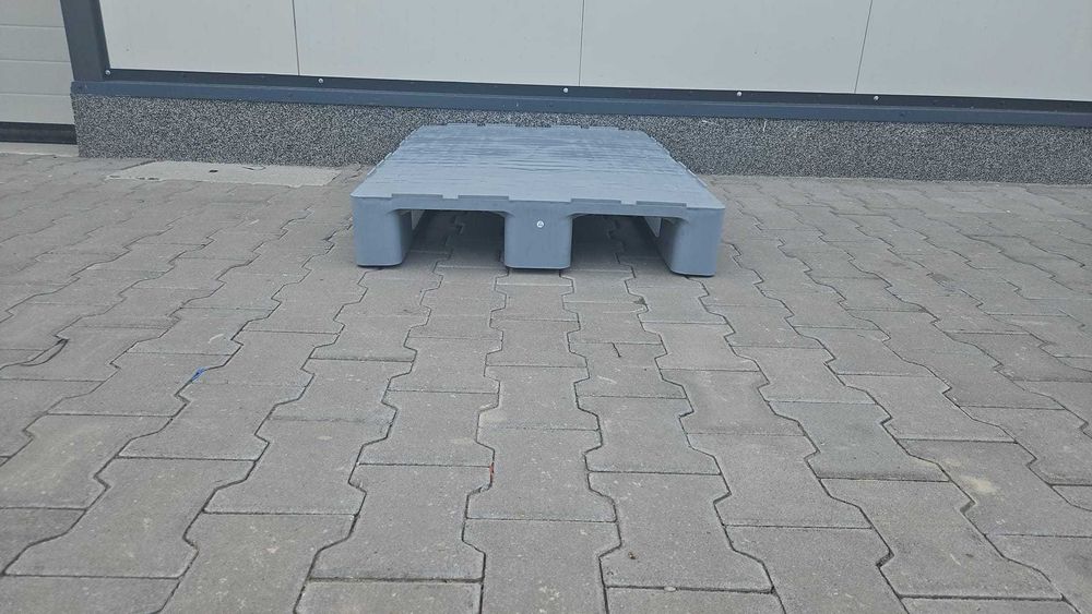 Palet plastic  HP1 igienic/Calitate hdpe superioara/TRANSPORT GRATUIT