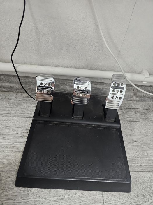 Продам руль Thrustmaster TX + ручник + КПП