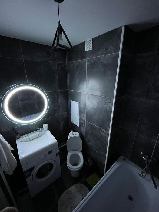 возле Аэропорта ЖК Самал Таун.