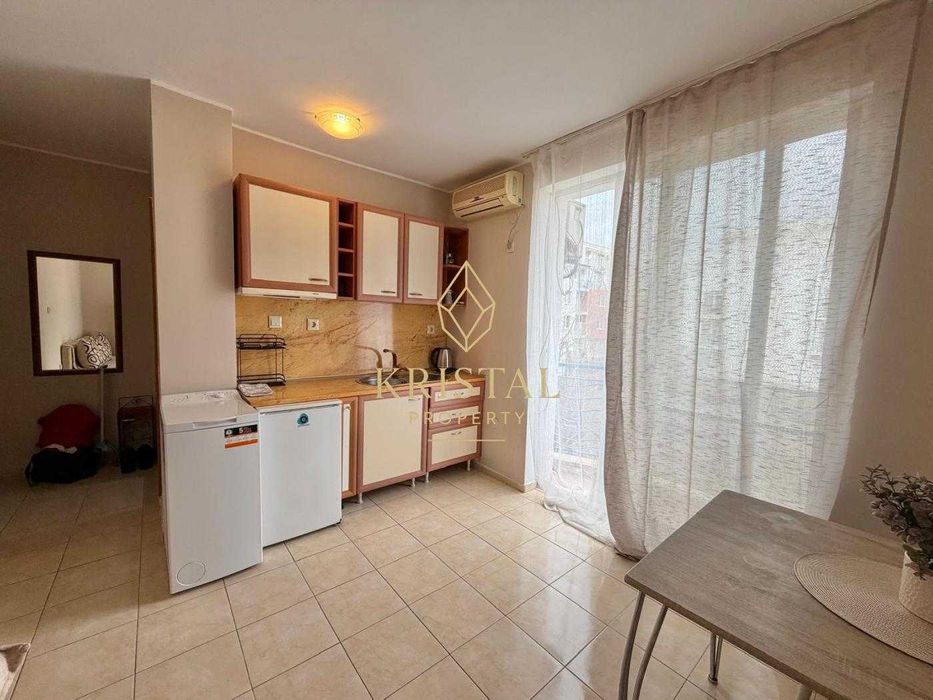 Продава се Двустаен апартамент в к.к. Слънчев бряг - 40 кв.м за 816 €/кв.м - Снимка #2