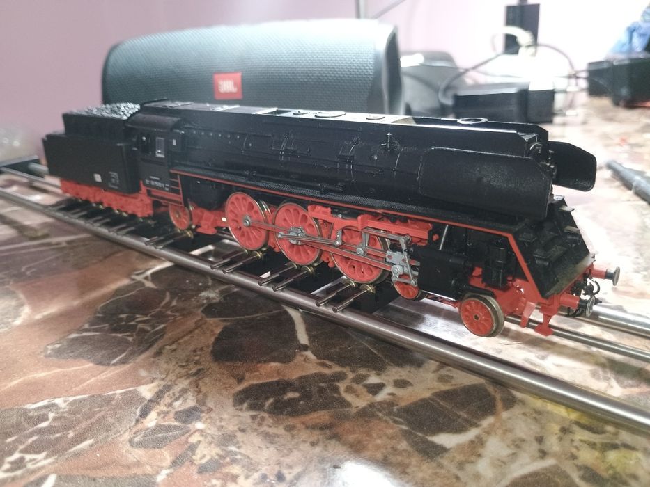 Locomotiva cu aburi BR01 1512 Piko, machetă trenuleț electric vagon HO