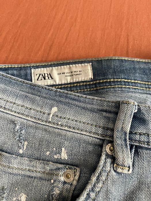 Vand blugi Zara marimea 40