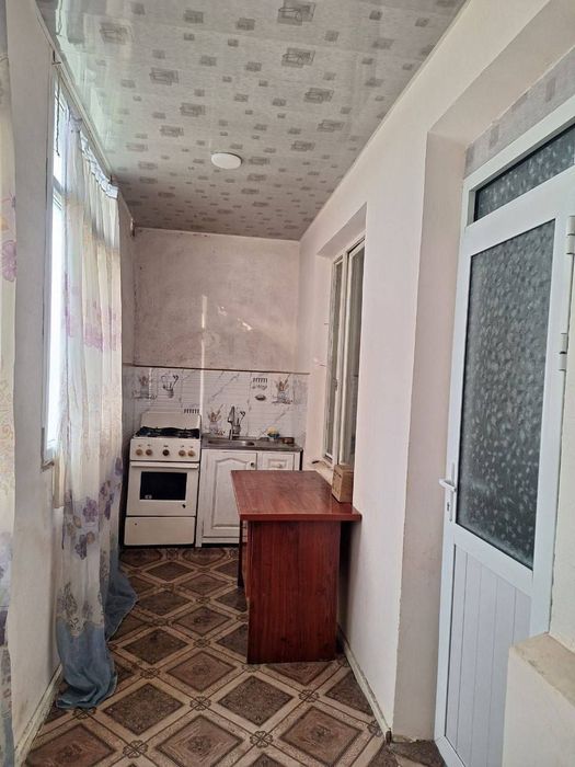 Здаецая 2 комнатная квартира массив куйлук 2