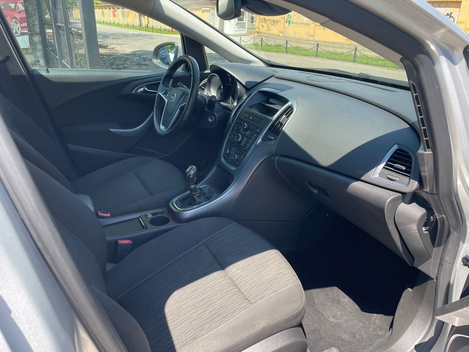 Opel astra 1.7 cdti 2013 euro5 134000 km RATE