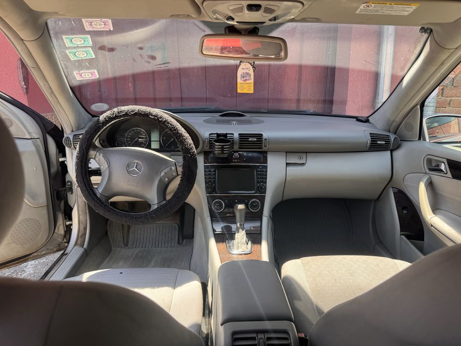MERCEDES-BENZ C-Class 2005 — imagine 5