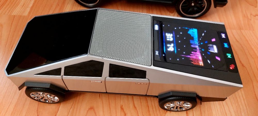 Radio , Bluetooth, stik, display