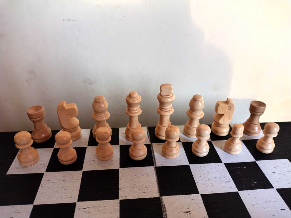 Стар Колекционерски Дървен Шах Кутия За Вино