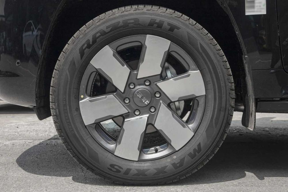 Beijing BJ60 Thunder  Magic Core Electric Drive Advanced 7o'rinli