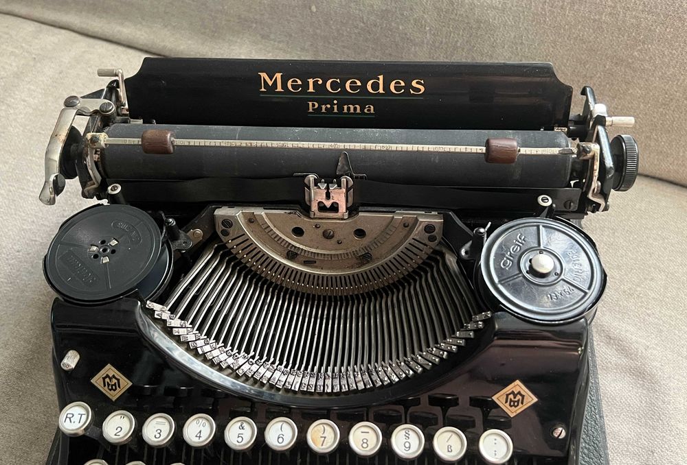 Mașină de scris Mercedes Prima anii 1930 Germania cu husă