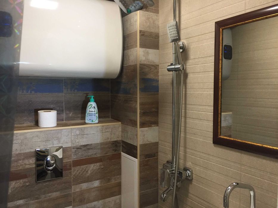 Нощувки до Морската градина и ИУ