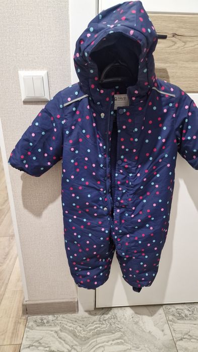 Продам детский комбинезон