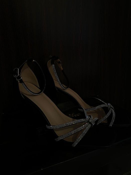 Обувь    женские