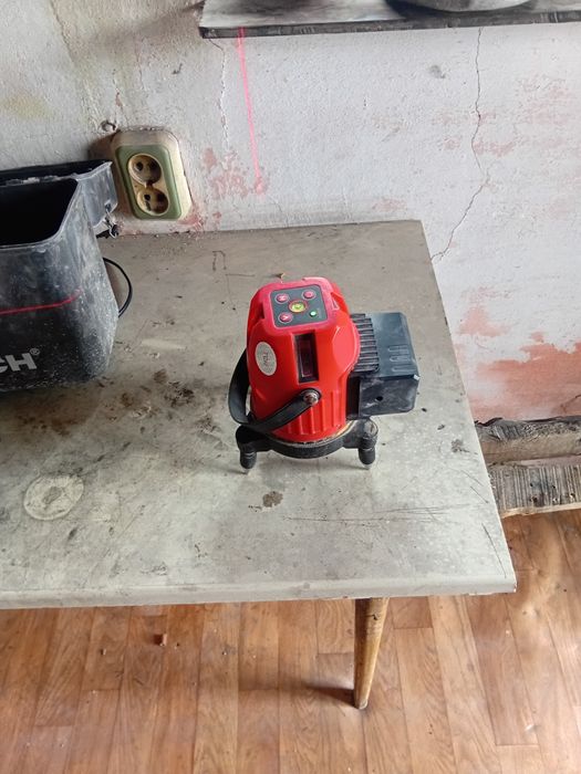 Продам лазер уровень