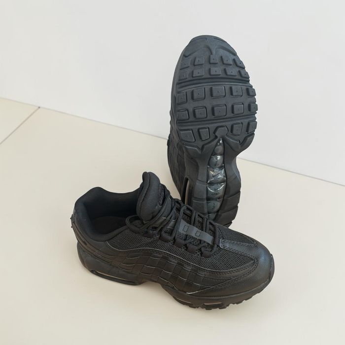 Nike Air Max 95 marimea 42