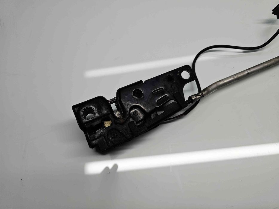 Broasca capota Audi TT (8J3) [Fabr 2006-2013] OEM