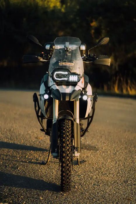 Bmw F800GS stock sau accesorizat